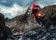 爱游戏官方入口-跨界掌控，当76人节奏照进欧冠，莫兰特如何接管太阳？