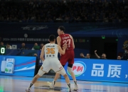 爱游戏tv-雷霆鏖战北京队，锡安状态火热