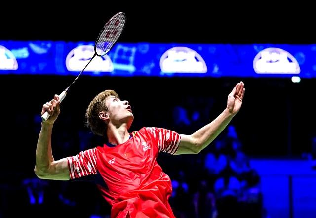 中国羽毛球队力克印度羽毛球队，安赛龙绝境逆转