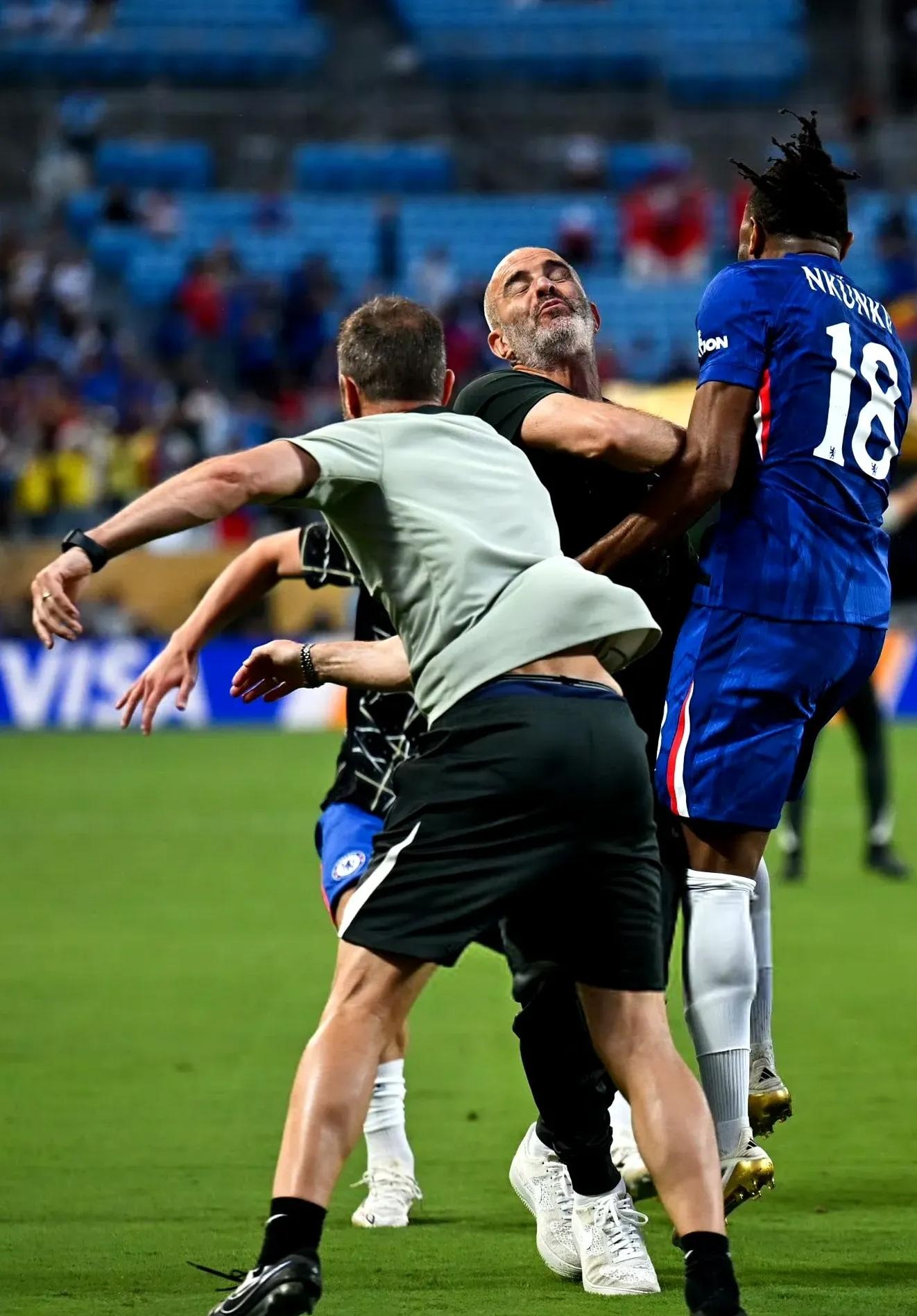 罗马球员展现爆发力,横扫对手取得大胜 罗马球员展现爆发力,横扫对手取得大胜