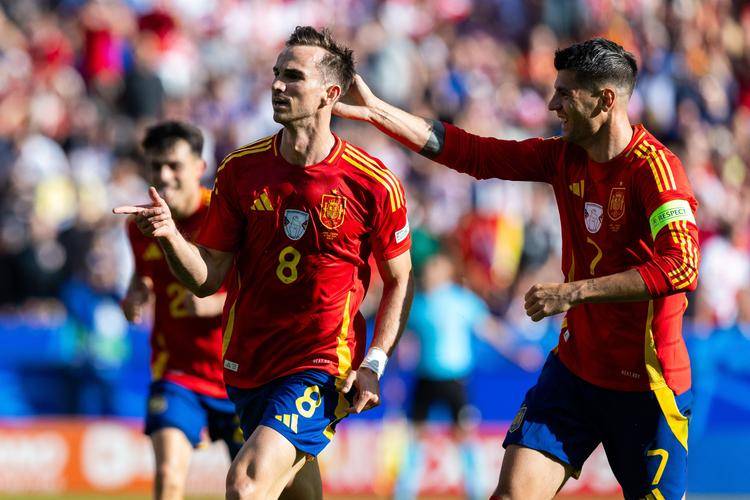 西班牙以-击败摩洛哥,取得一场大胜 西班牙以-击败摩洛哥,取得一场大胜