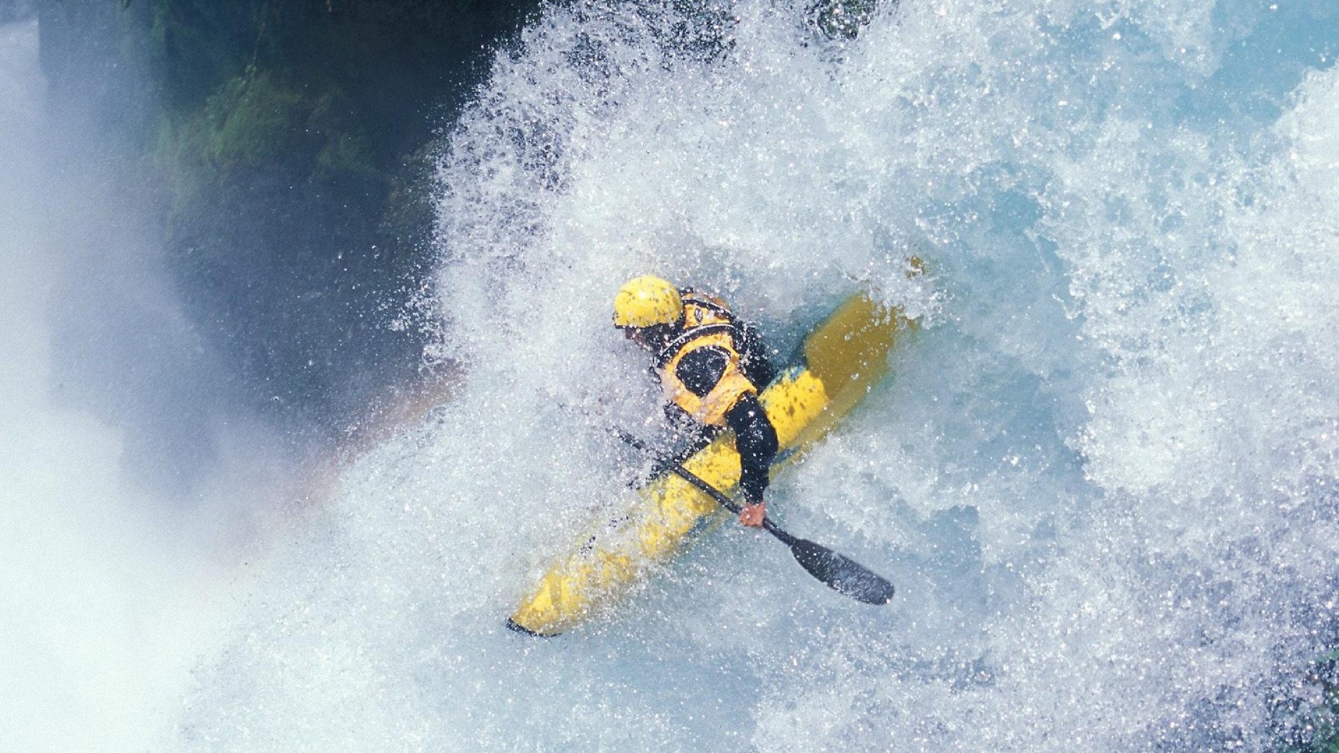 教科书级的拉文，篮网生死战力克新疆队