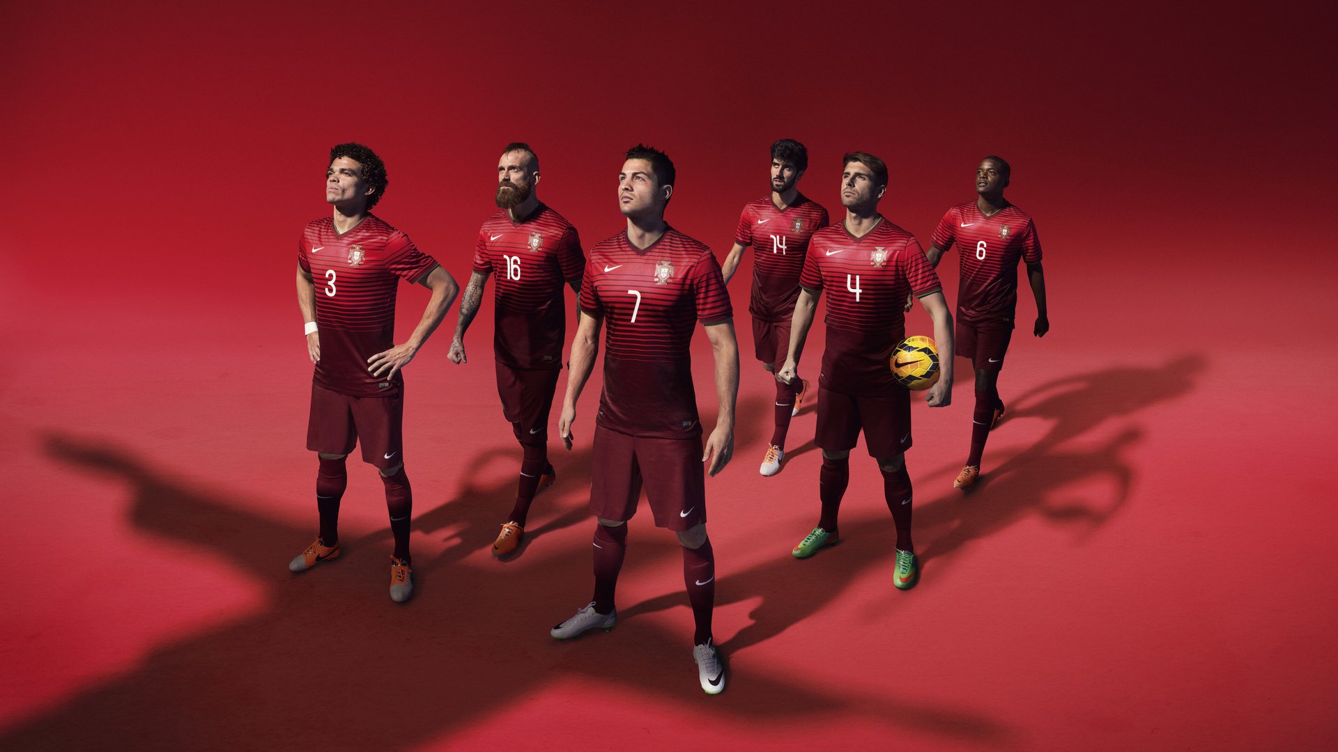 绿茵场上的战争隐喻，当莱比锡红牛对阵伊拉克，楚阿梅尼如何用连续得分拉开认知差距